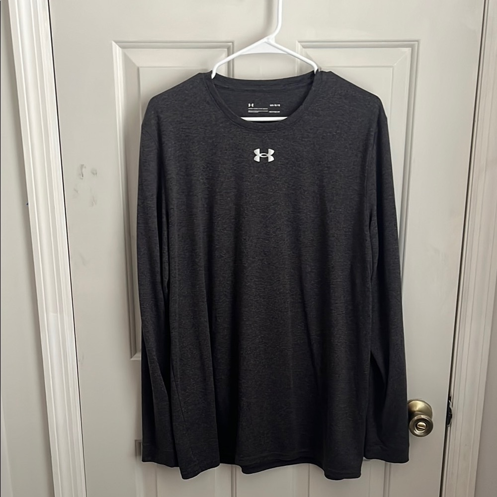 Under Armour Men's Gray Long Sleeve Shirt